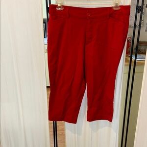 St. John's Bay Vivid Red Women's Capris